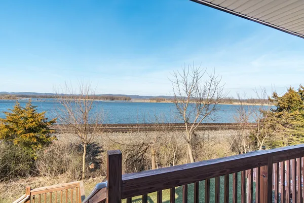 $254,900 | 3810 Sunnyside Drive West, La Crosse, WI 54601