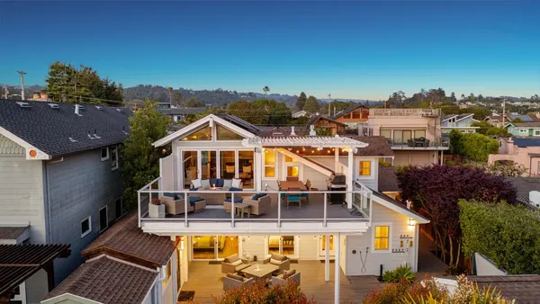 $2,789,000 | 129 Santa Cruz Avenue, Aptos, CA 95003