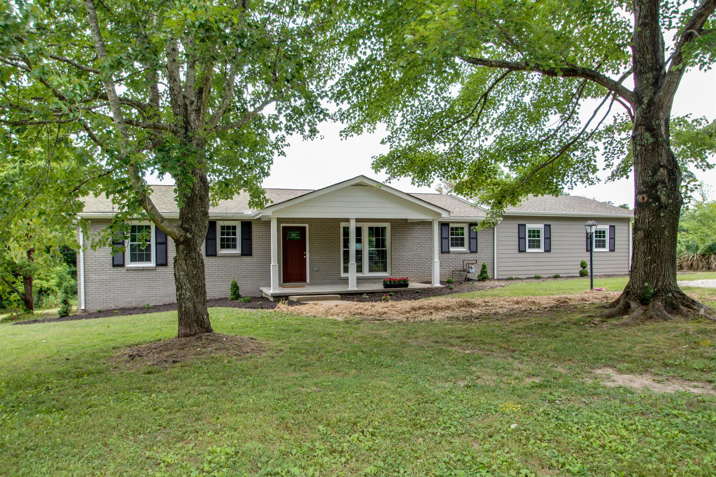 1050 Dawson Road White Bluff, TN 37187 - Photo 1 of 29 Gallery Image 1