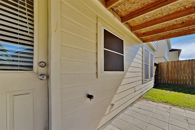 $1,745 | 16730 North Bob White Drive, Conroe, TX 77385