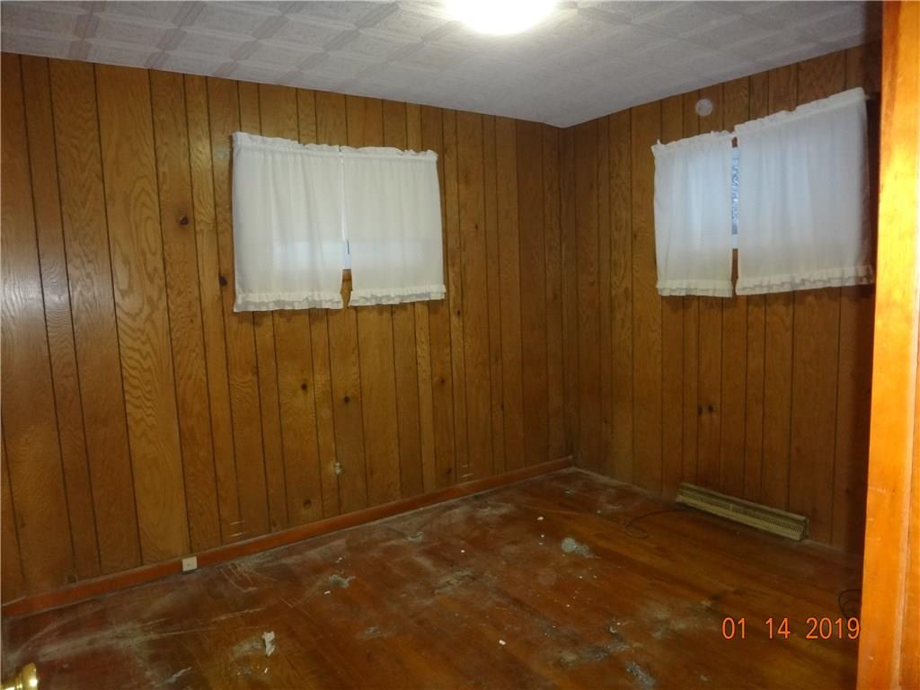 739 Shenango Road New Castle, PA 16101 - Photo 5 of 12