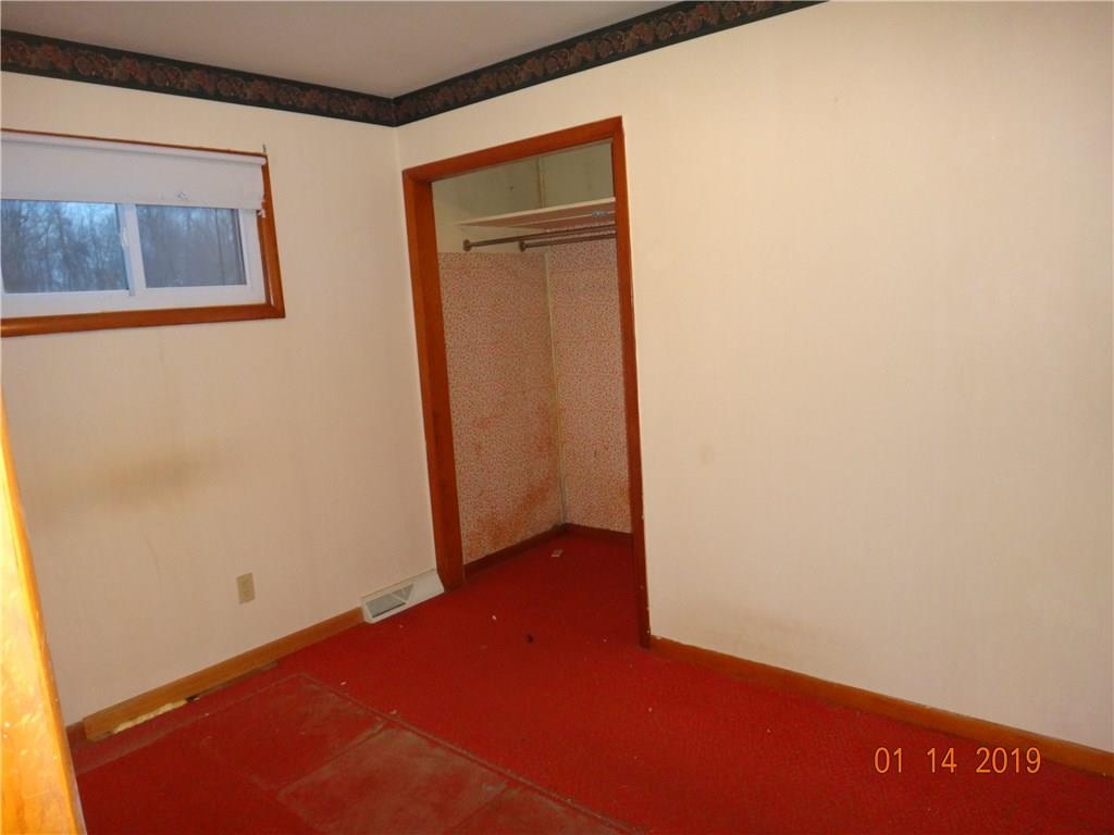 739 Shenango Road New Castle, PA 16101 - Photo 7 of 12