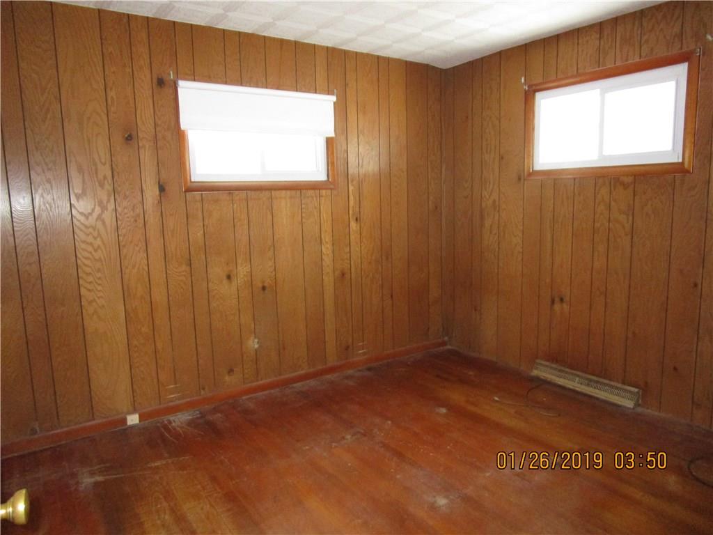739 Shenango Road New Castle, PA 16101 - Photo 8 of 12