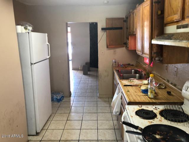 2901 West Monte Vista Road Phoenix, AZ 85009 - Photo 2 of 5 thumbnail