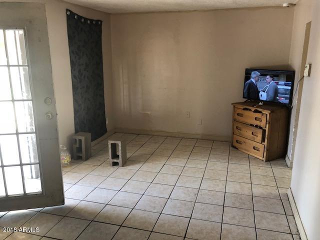 2901 West Monte Vista Road Phoenix, AZ 85009 - Photo 3 of 5 thumbnail