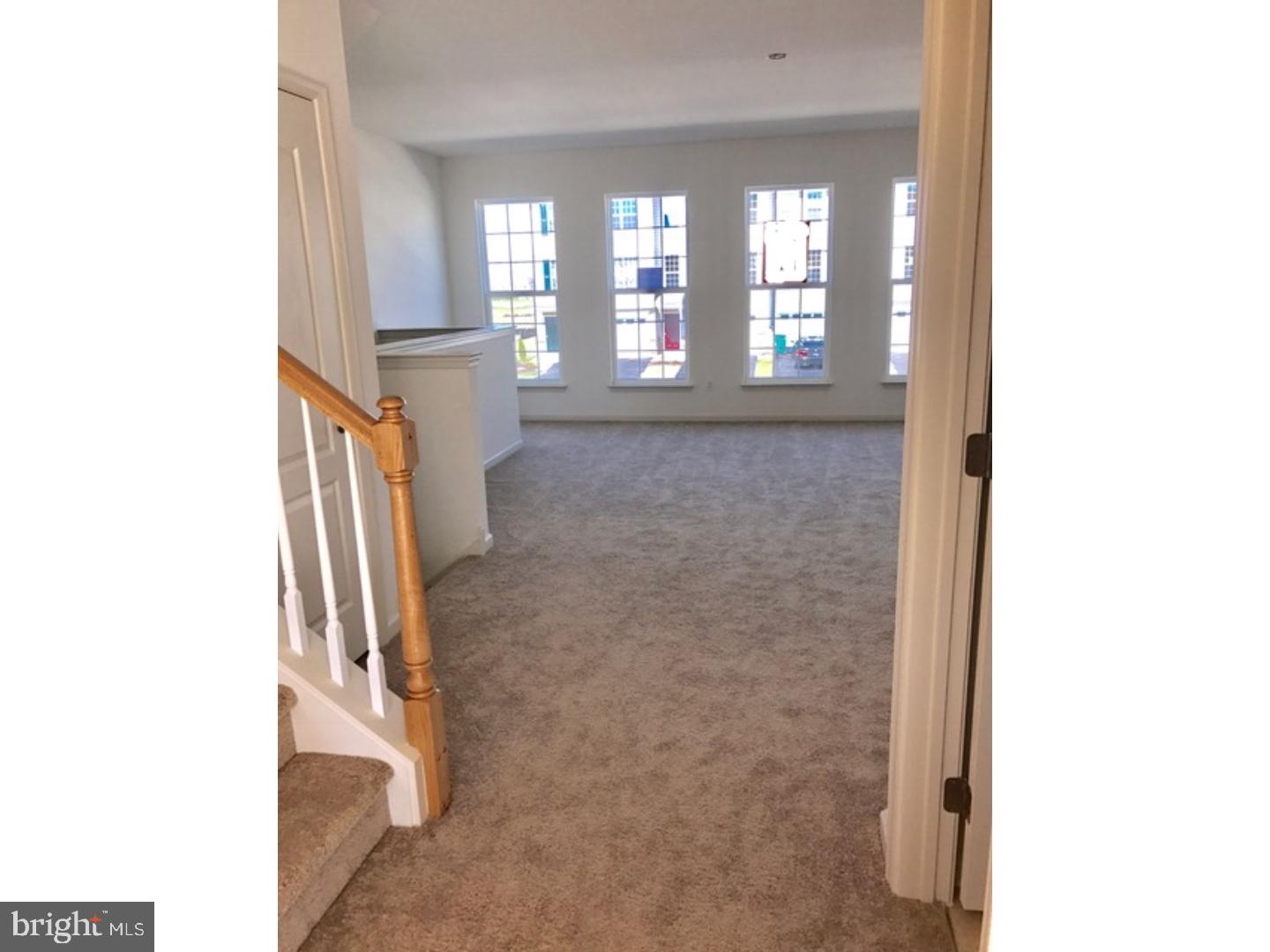 672 Courtly Road Townsend, DE 19734 - Photo 10 of 11 Living Room