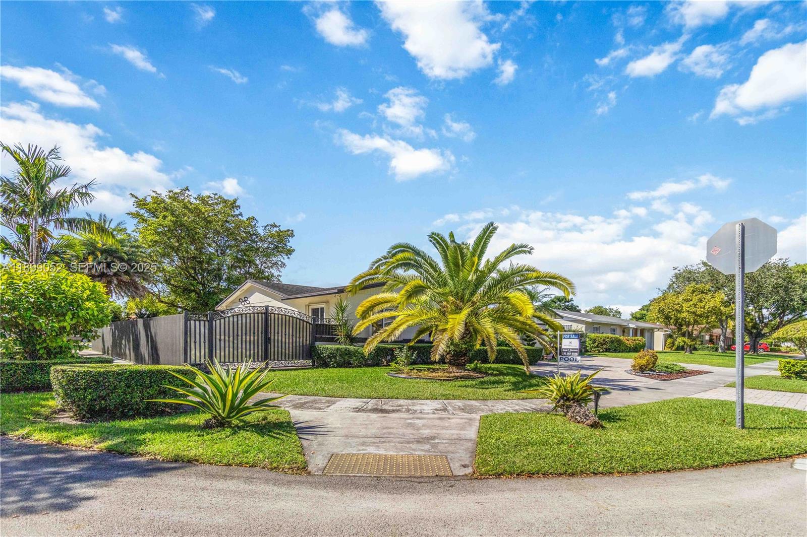12410 Southwest 106th Terrace Miami, FL 33186 - Photo 5 of 27 a view of a yard in front of a house