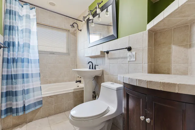 $429,896 | 4928 North Overhill Avenue, Norridge, IL 60706