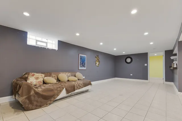 $429,896 | 4928 North Overhill Avenue, Norridge, IL 60706