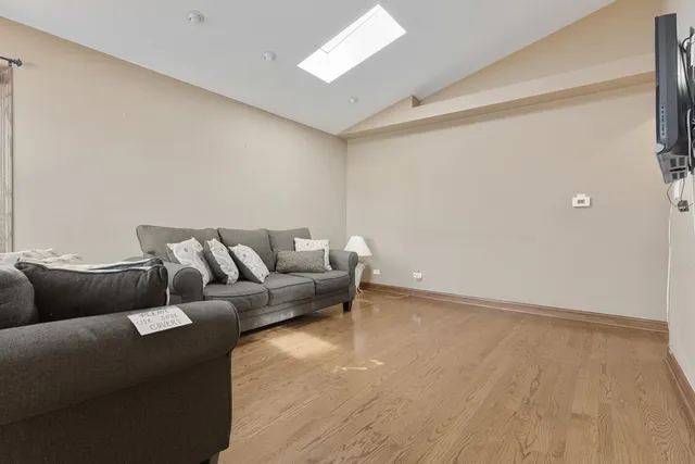 $429,896 | 4928 North Overhill Avenue, Norridge, IL 60706