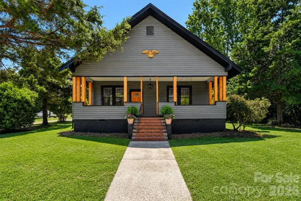 $265,000 | 32 Pinecrest Avenue, Great Falls, SC 29055