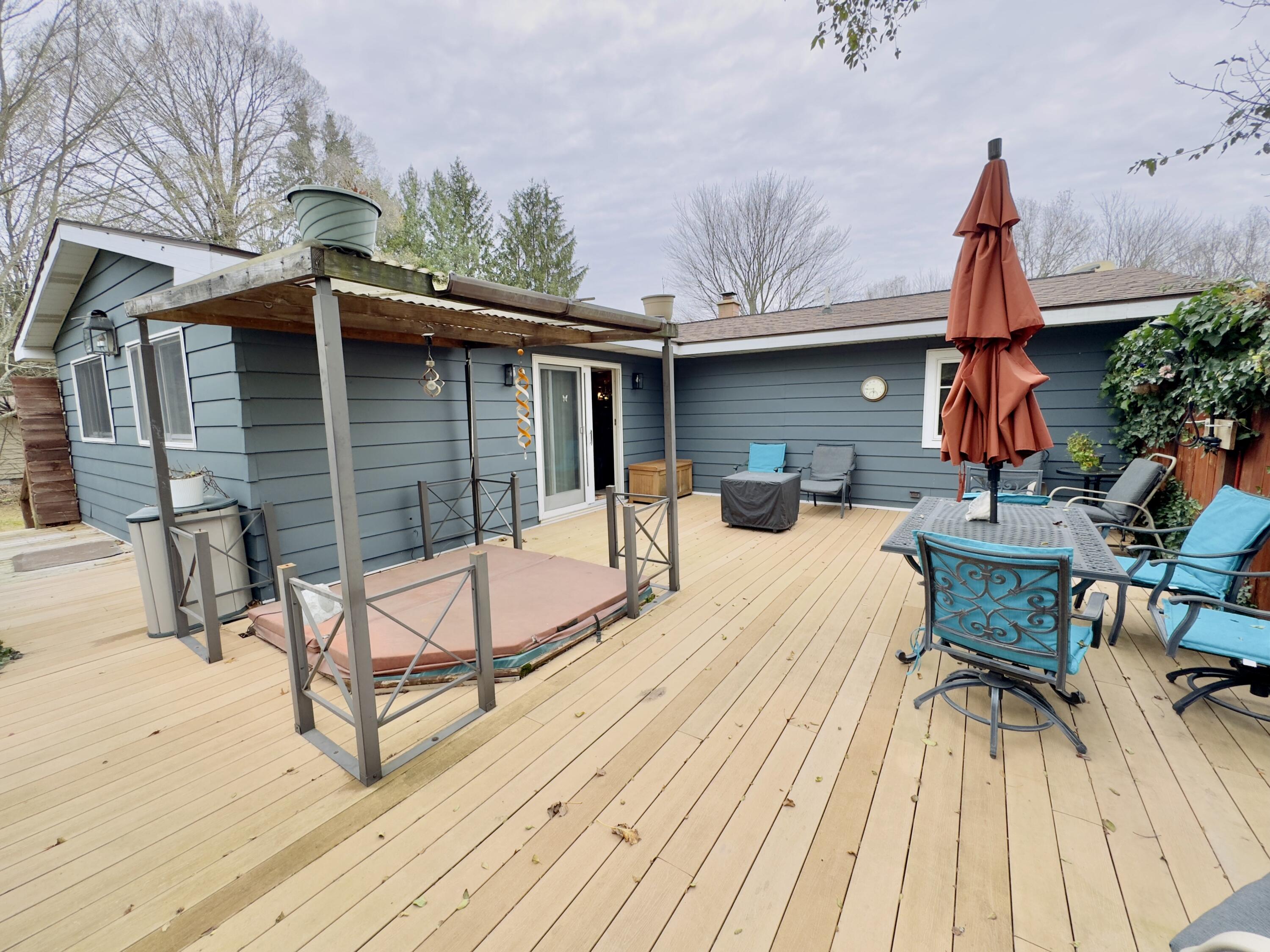 1795 East Pontaluna Road Spring Lake, MI 49456 - Photo 41 of 51 C280CA39-2A1A-4FEC-AC3B-481C298EED93_1_2