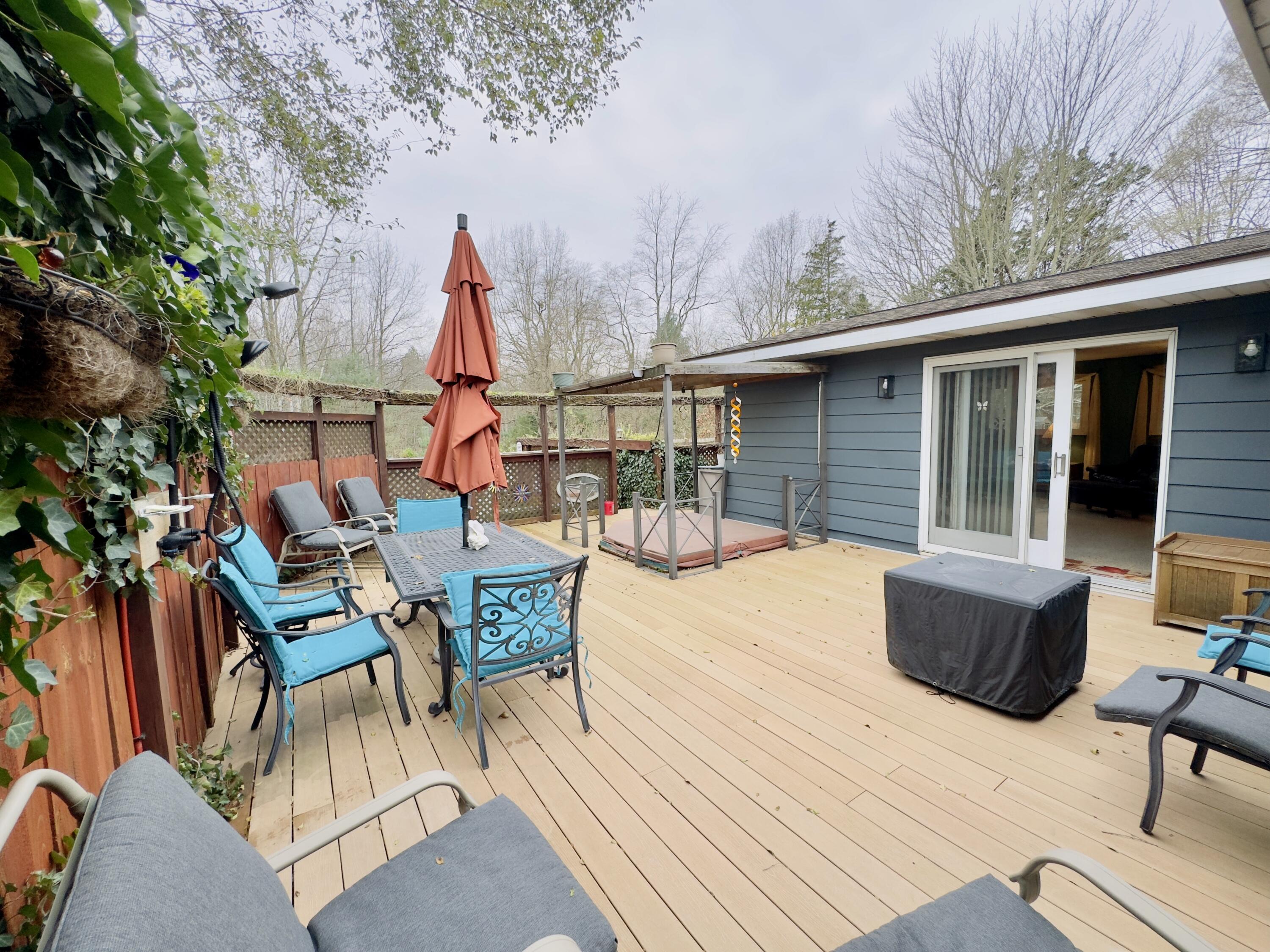 1795 East Pontaluna Road Spring Lake, MI 49456 - Photo 43 of 51 921B9E51-E1CD-47BA-9B8F-7BB1DFC34A7C_1_2