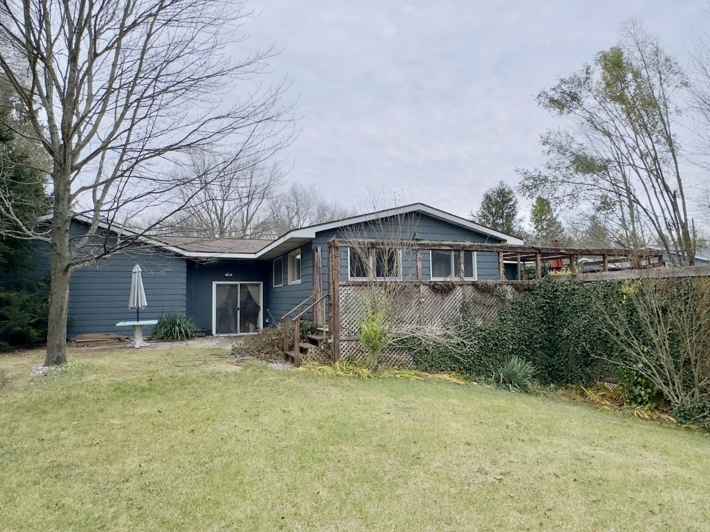 1795 East Pontaluna Road Spring Lake, MI 49456 - Photo 46 of 51 DD21570B-3EE0-4303-995F-48B8F85AB657_1_2