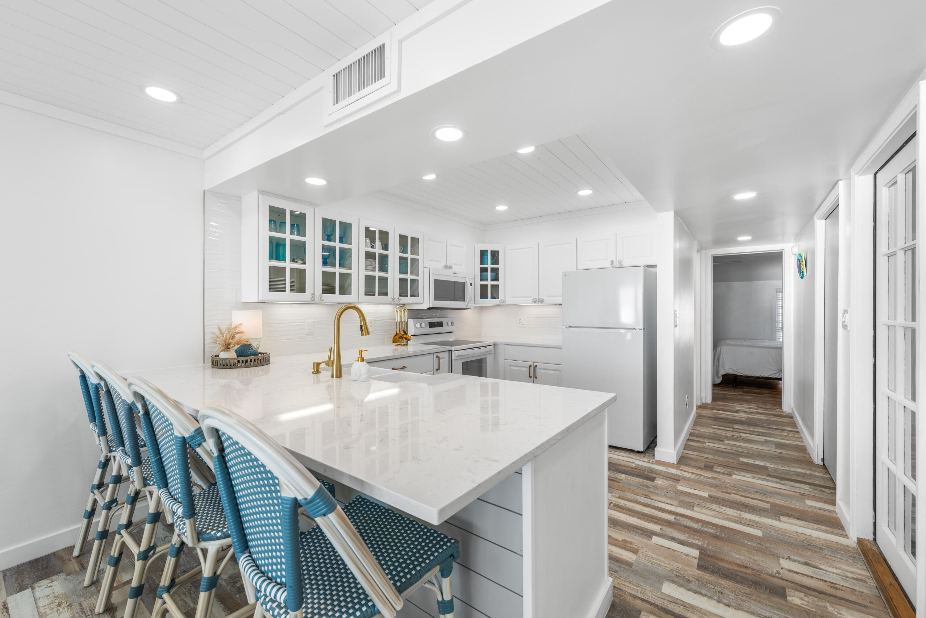 22519 Front Beach Road, Unit 123 Panama City Beach, FL 32413 - Photo 6 of 49 The Shores #123-8