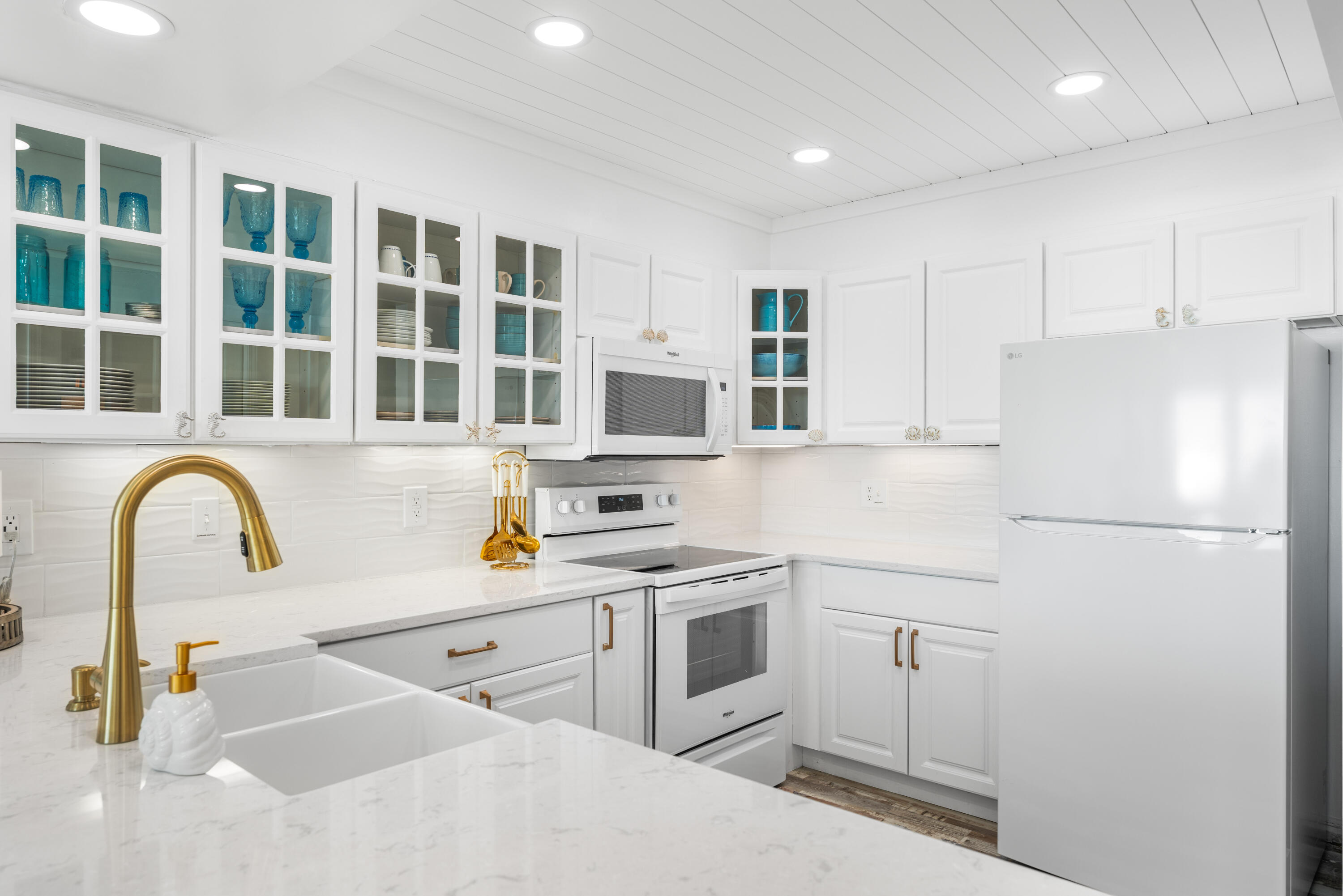 22519 Front Beach Road, Unit 123 Panama City Beach, FL 32413 - Photo 7 of 49 The Shores #123-9