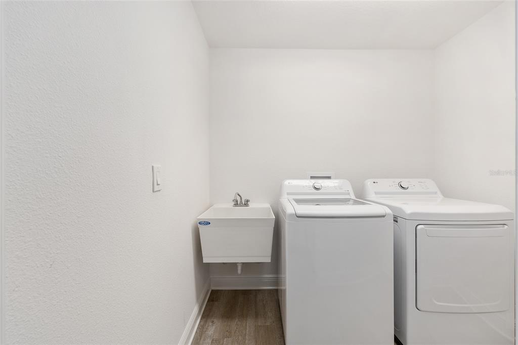 1661 Sara Street The Villages, FL 34762 - Photo 12 of 55