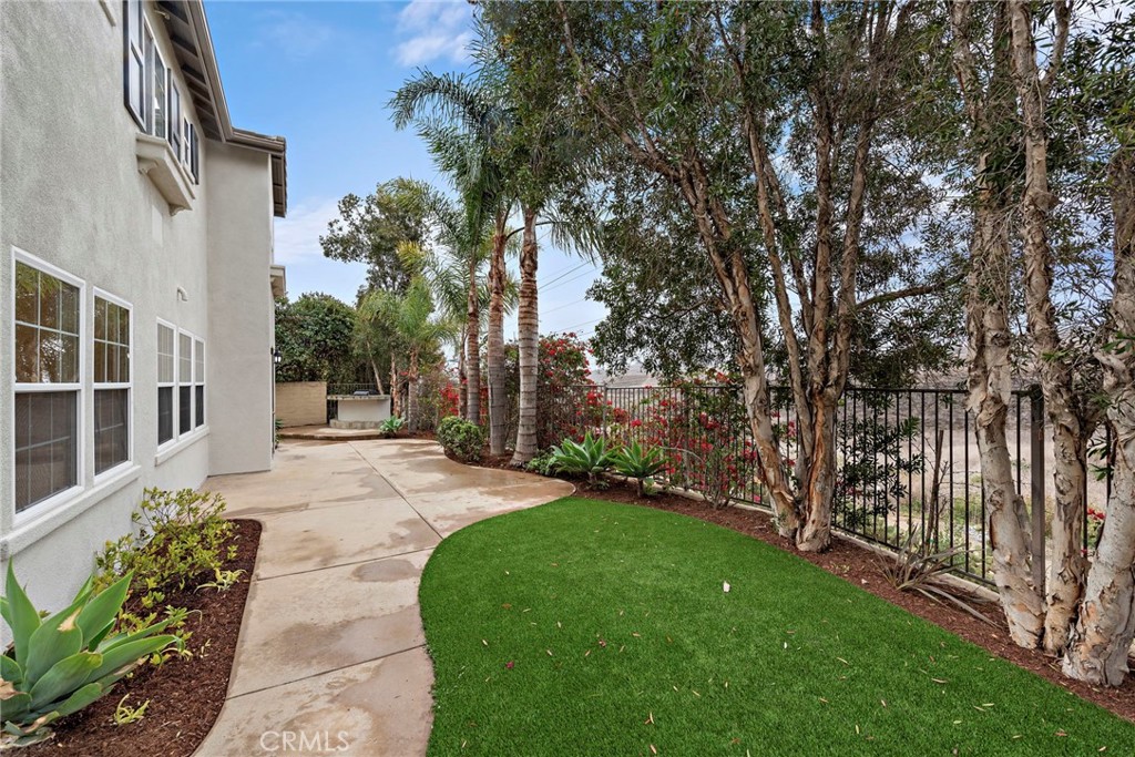 5 Corte La Cereza San Clemente, CA 92673 - Photo 29 of 33
