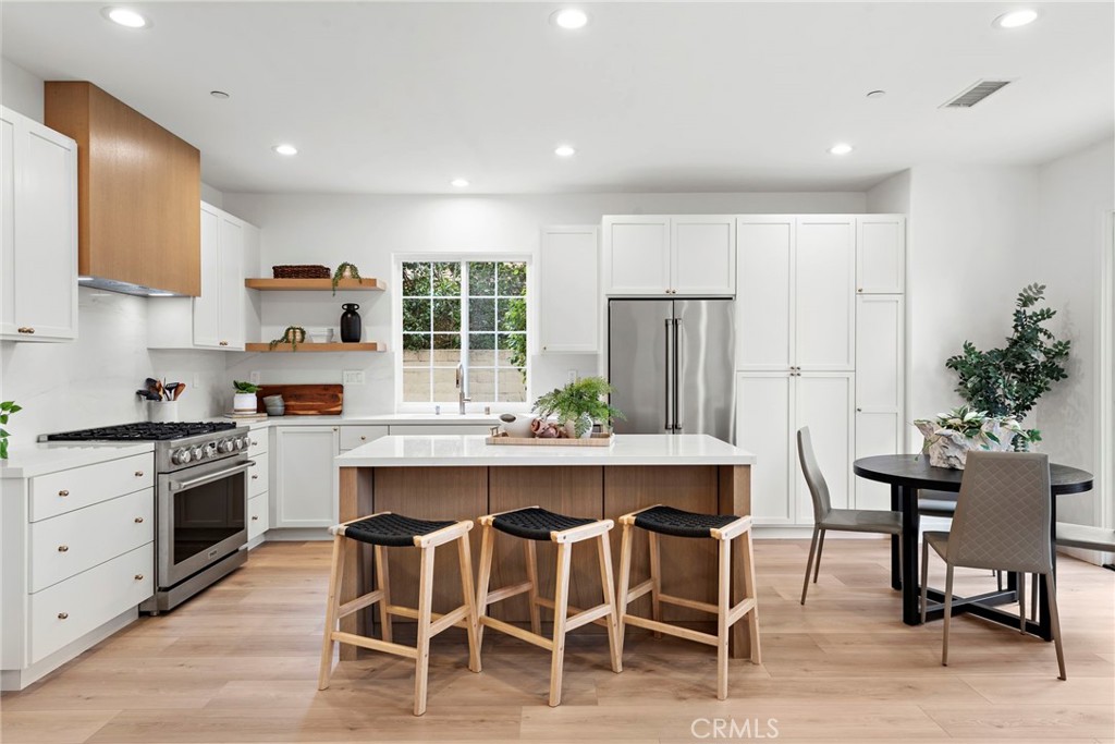 5 Corte La Cereza San Clemente, CA 92673 - Photo 3 of 33