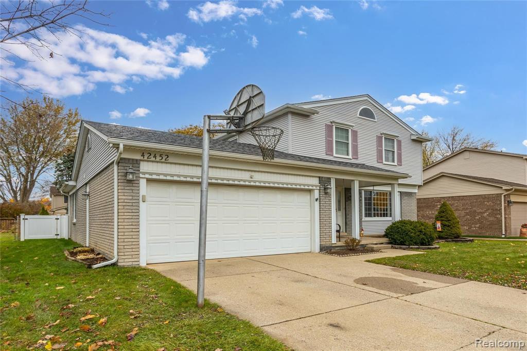 42452 Proctor Road Canton, MI 48188 - Photo 3 of 35