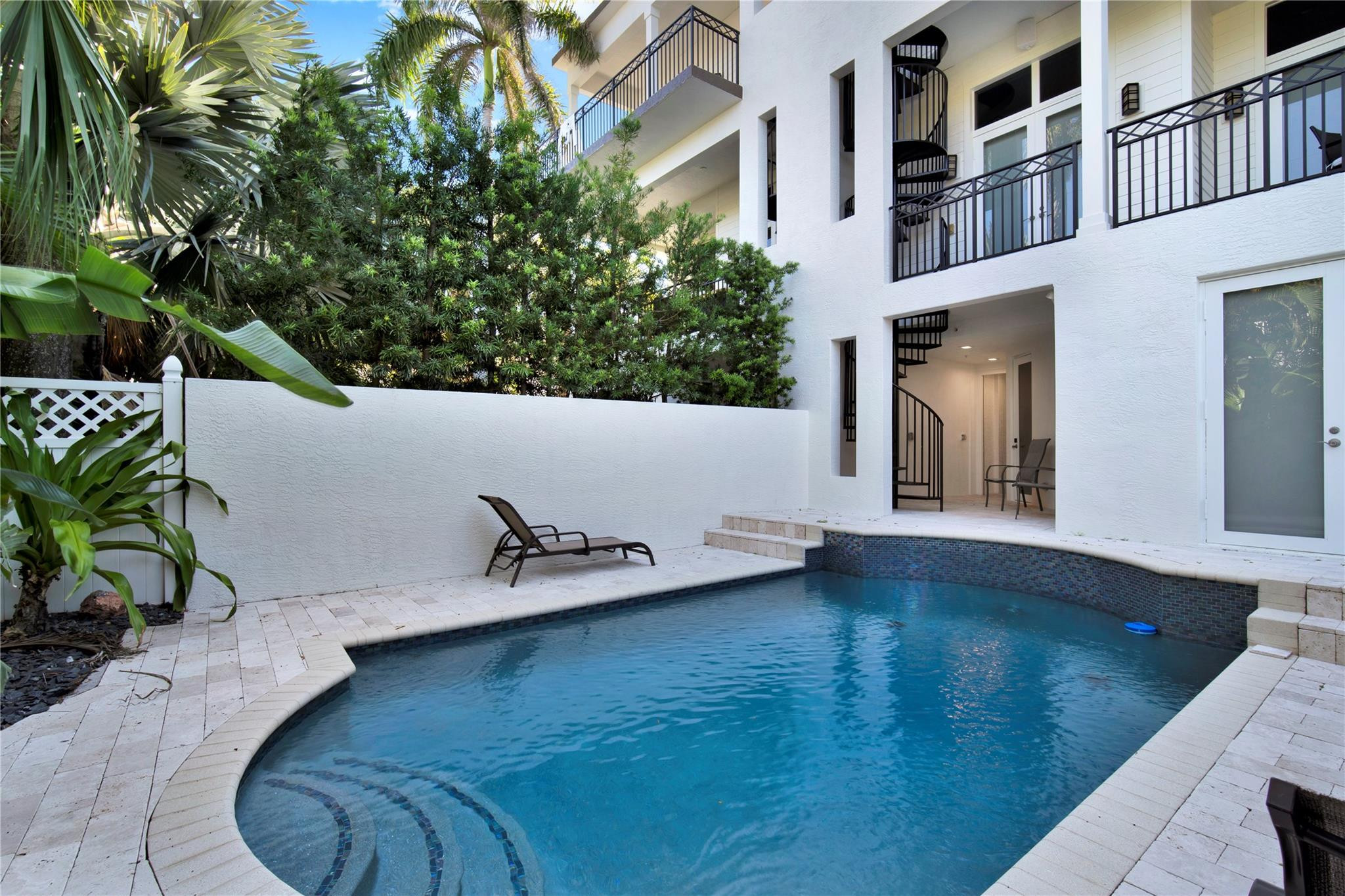 425 North Ocean Boulevard, Unit 3 Boca Raton, FL 33432 - Photo 8 of 69 Photo 8