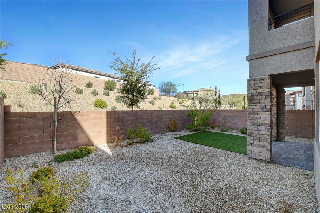 40 Strada Moscato Henderson, NV 89011 - Photo 56 of 86