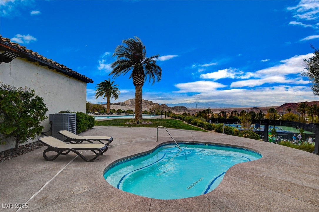 40 Strada Moscato Henderson, NV 89011 - Photo 82 of 86 Spa / Sports Club