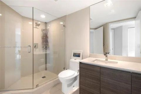 $749,000 | 1100 South Miami Avenue, Unit 3810, Miami, FL 33130