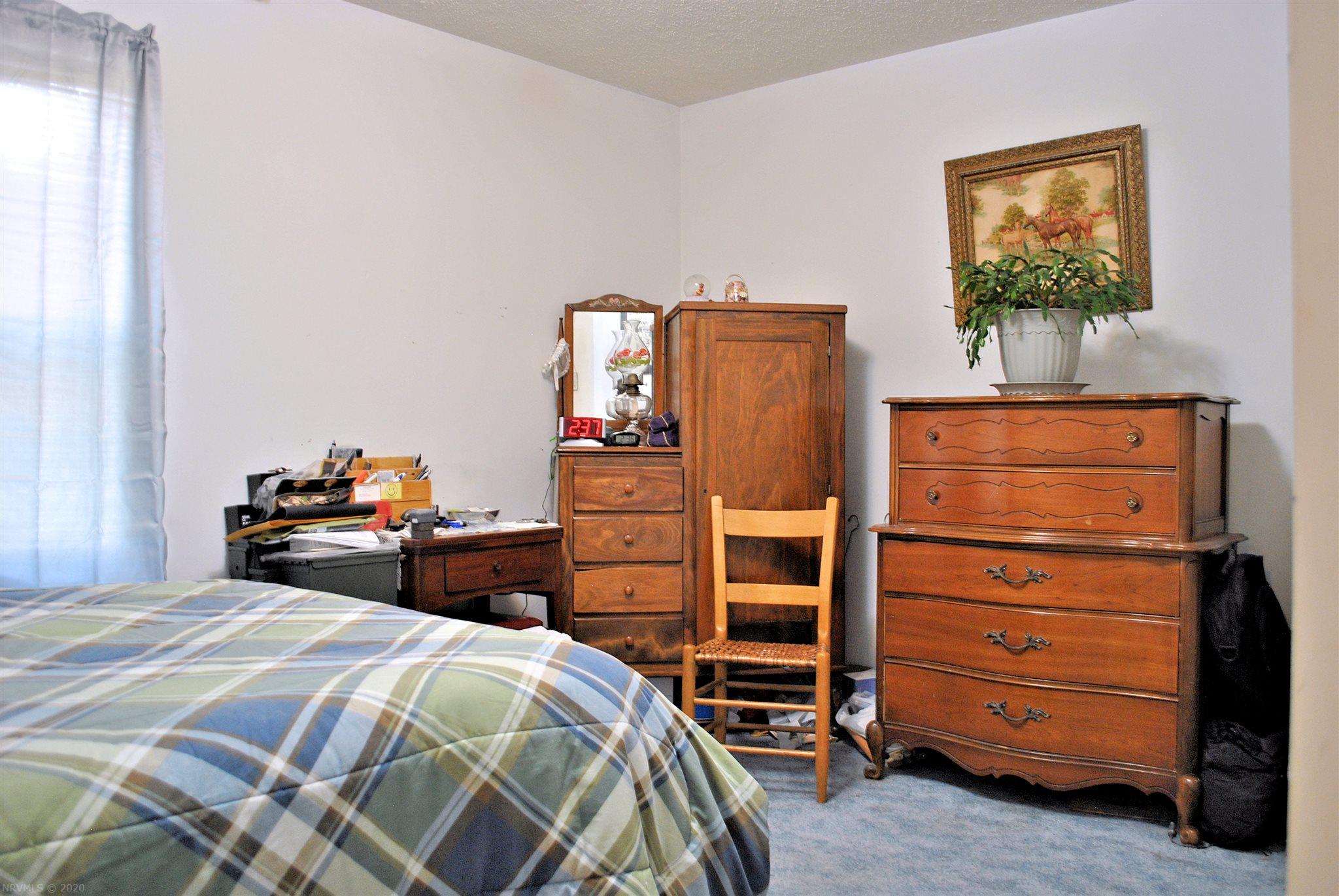 7669 Brooklyn Road Radford, VA 24141 - Photo 19 of 26 Gallery Image 19