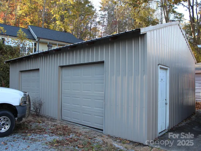 a view of a storage & utility room