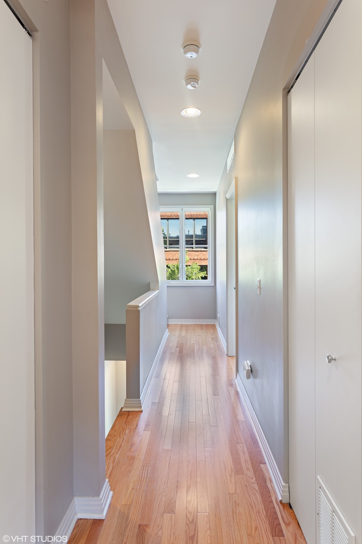 1135 West Monroe Street Chicago, IL 60607 - Photo 8 of 22