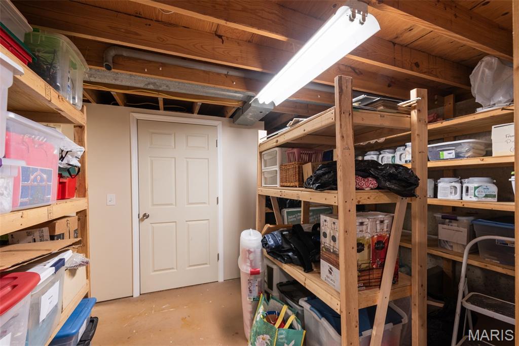 677 Rustic Valley Drive Ballwin, MO 63021 - Photo 28 of 34