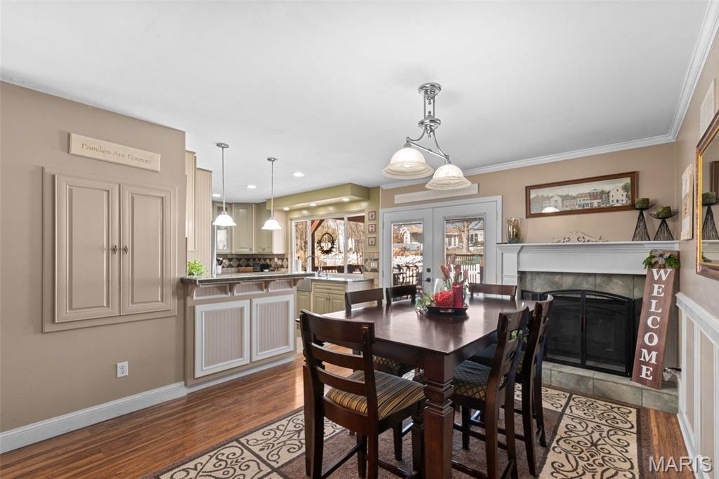 677 Rustic Valley Drive Ballwin, MO 63021 - Photo 7 of 34