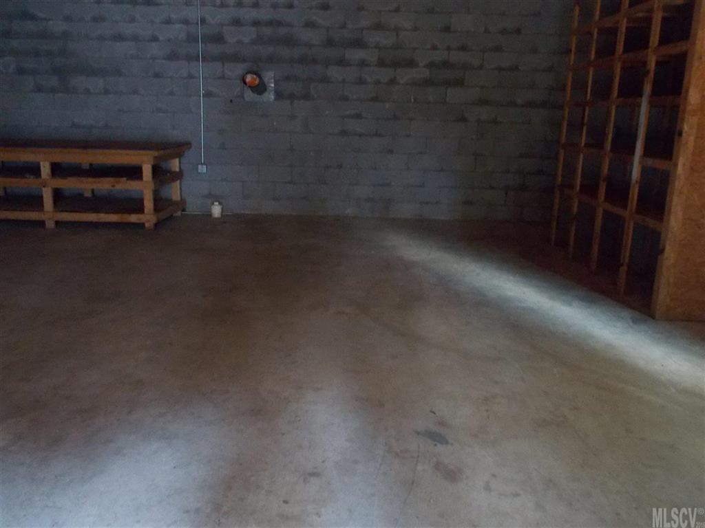 1983 Jamestown Road Morganton, NC 28655 - Photo 12 of 23 Gallery Image 12