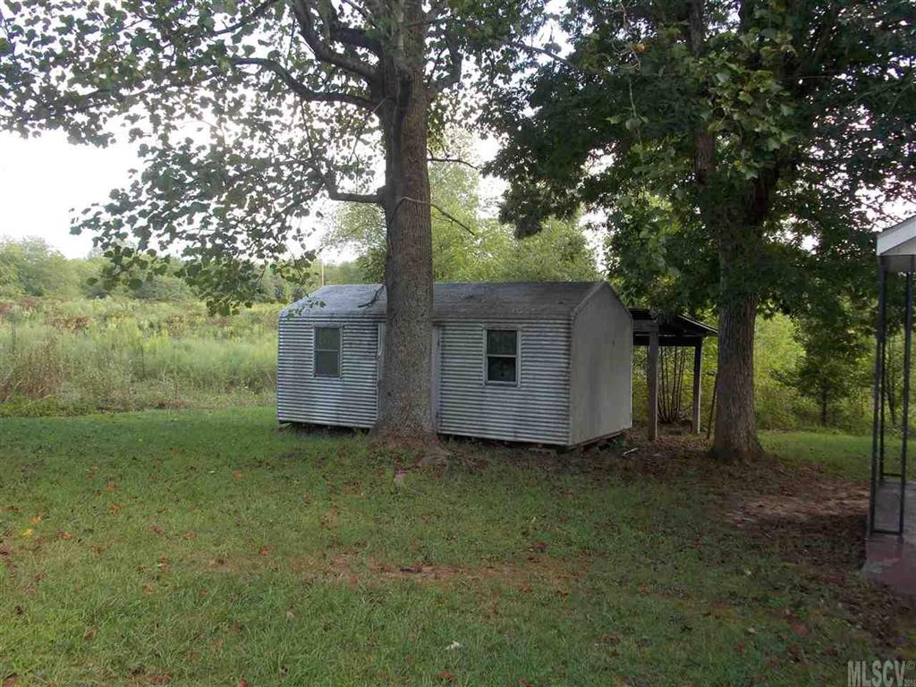 1983 Jamestown Road Morganton, NC 28655 - Photo 9 of 23 Gallery Image 9