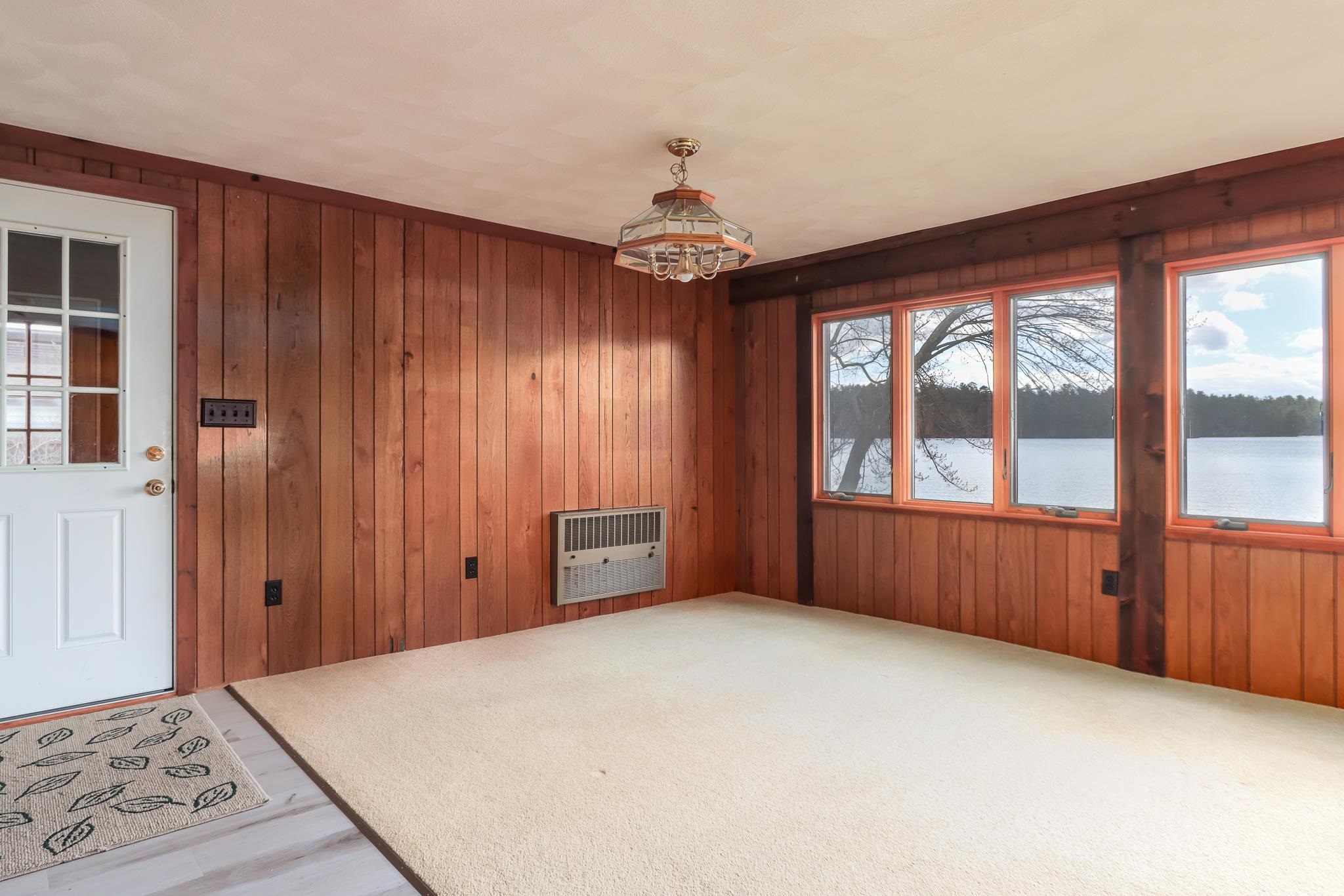 7 Howards Grove Road Derry, NH 03038 - Photo 12 of 32