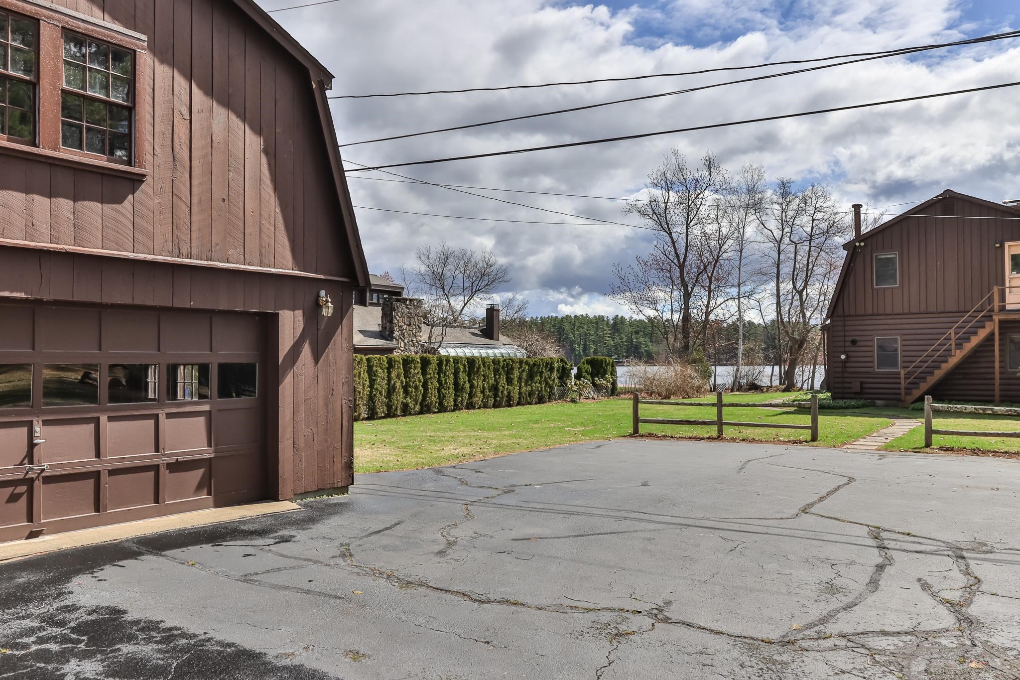 7 Howards Grove Road Derry, NH 03038 - Photo 27 of 32