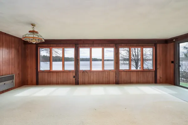 $3,500 | 7 Howards Grove Road, Derry, NH 03038