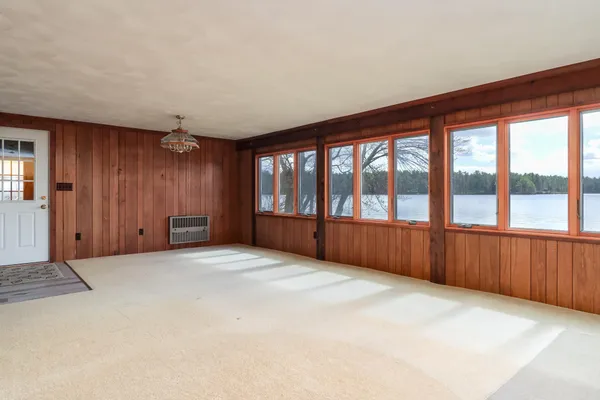 $3,500 | 7 Howards Grove Road, Derry, NH 03038