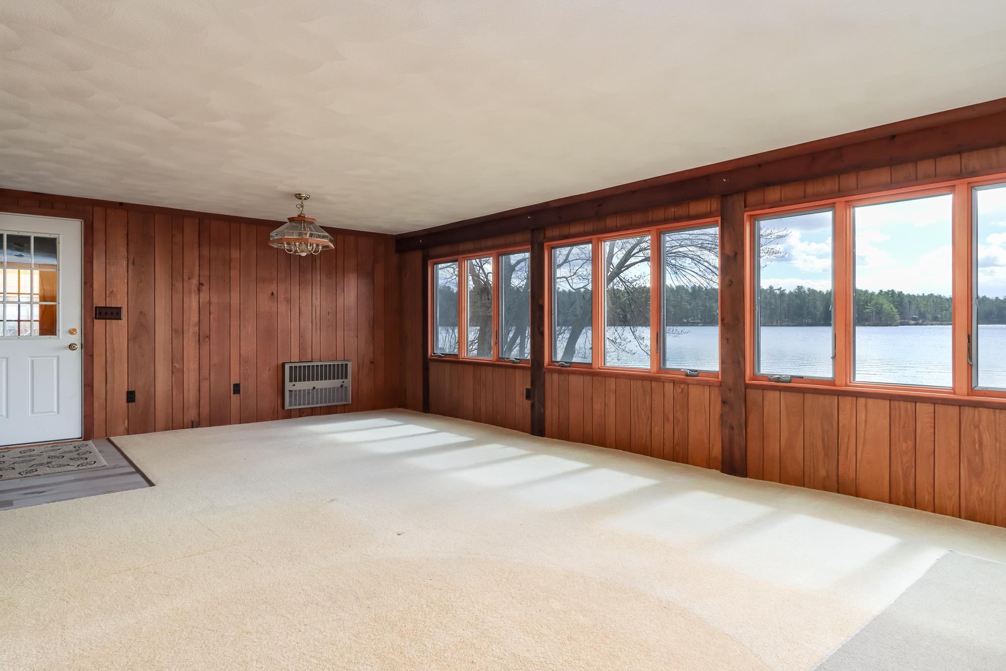 7 Howards Grove Road Derry, NH 03038 - Photo 8 of 32