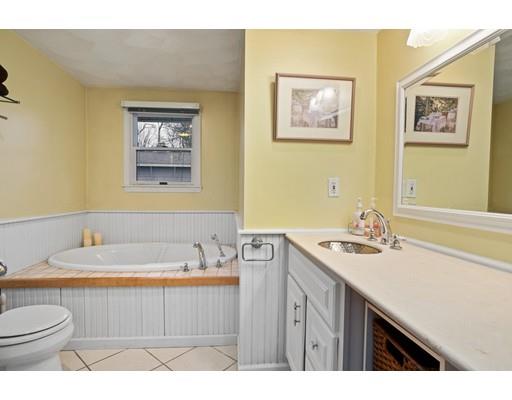 44 Trask Road Peabody, MA 01960 - Photo 17 of 24 Gallery Image 17