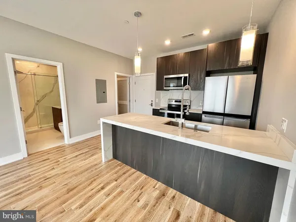 $2,845 | 1000 West Girard Avenue, Unit 439, Philadelphia, PA 19123