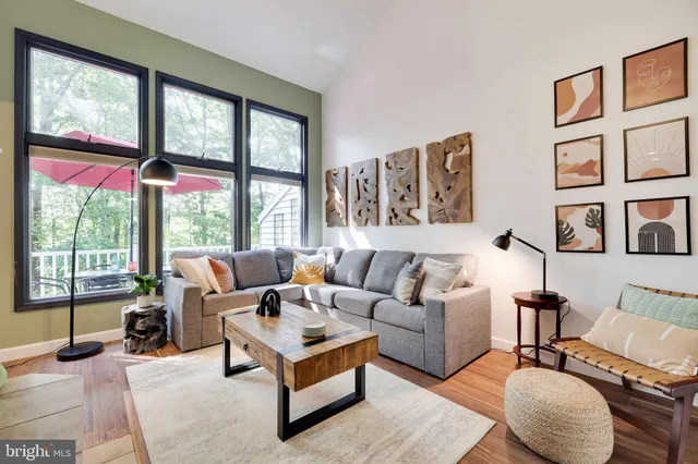 $399,000 | 78 Laurelwood Drive, Lake Harmony, PA 18624