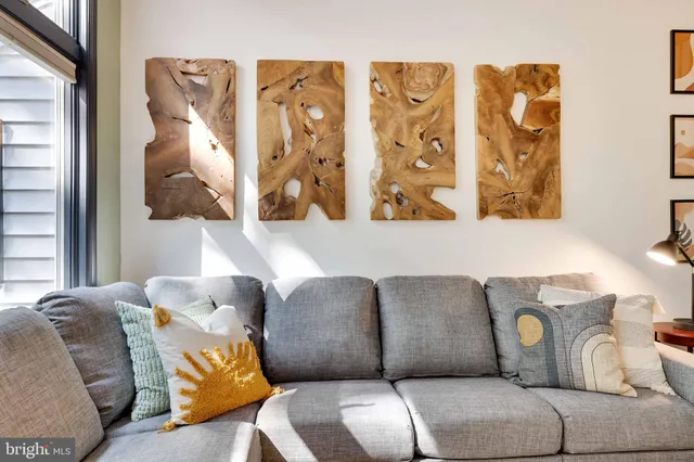 $399,000 | 78 Laurelwood Drive, Lake Harmony, PA 18624