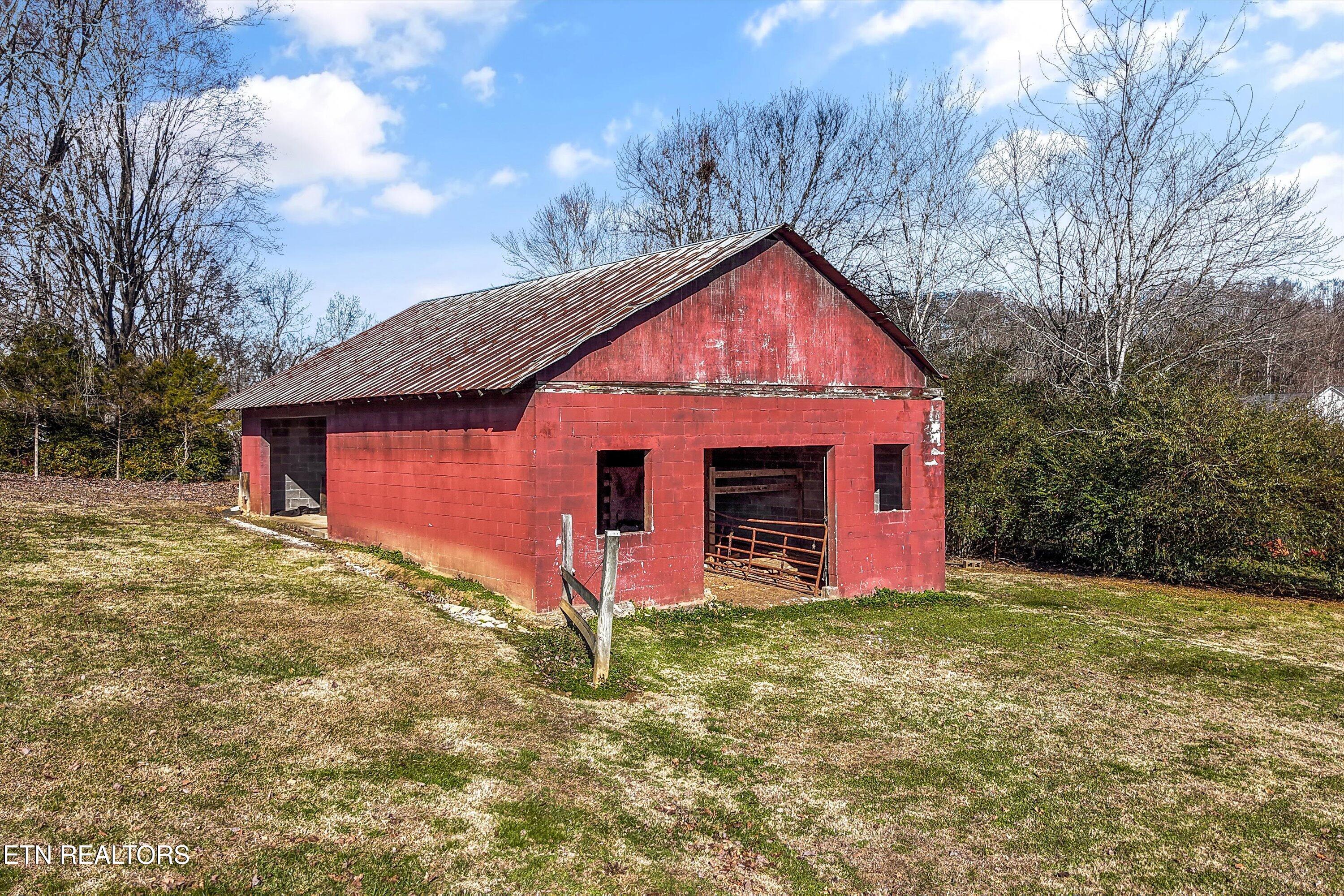 206 Alfred McCammon Road Maryville, TN 37804 - Photo 38 of 45 40-206 Alfred McCammon Rd 36