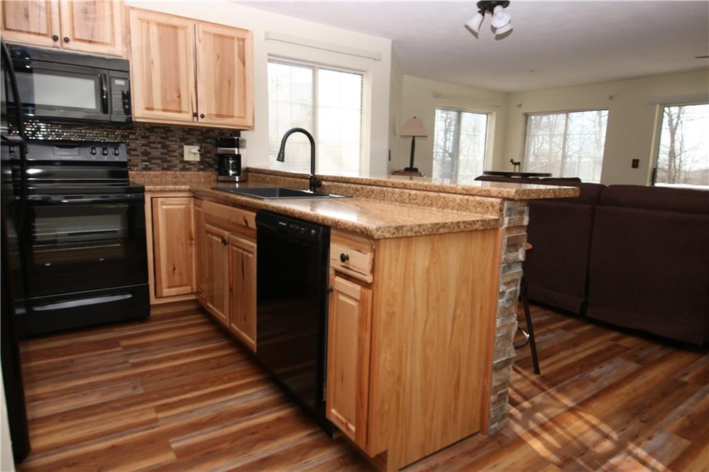 2108 South Ridge Terrace Hidden Valley, PA 15502 - Photo 6 of 22 Gallery Image 6