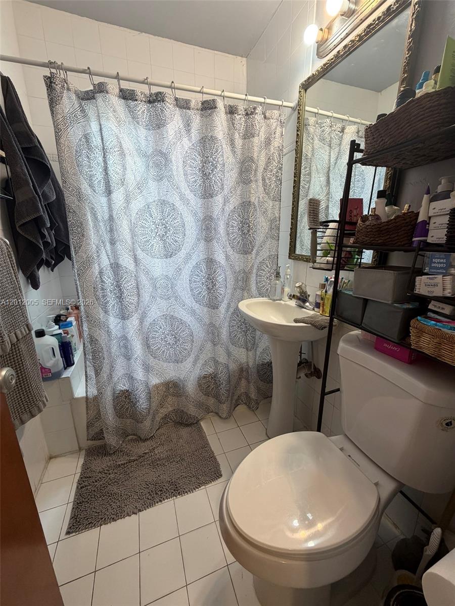 596 Northwest 109th Street Miami, FL 33168 - Photo 14 of 15