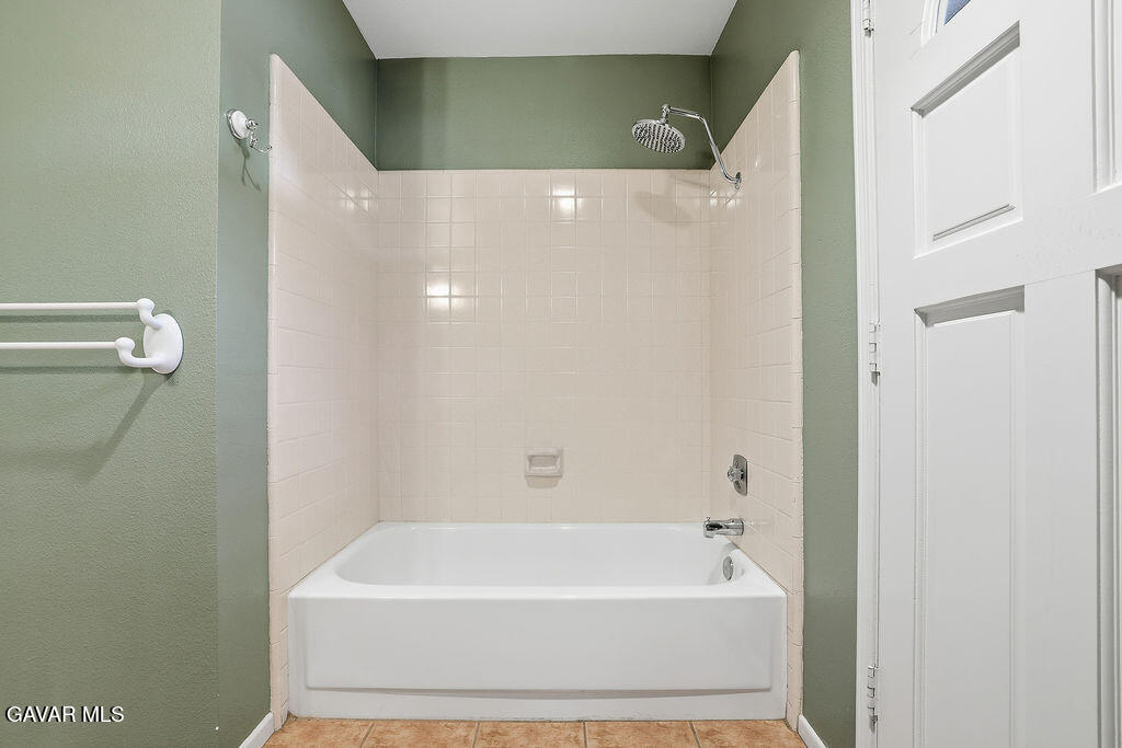 711 Lisa Street Palmdale, CA 93551 - Photo 13 of 66 057A3000