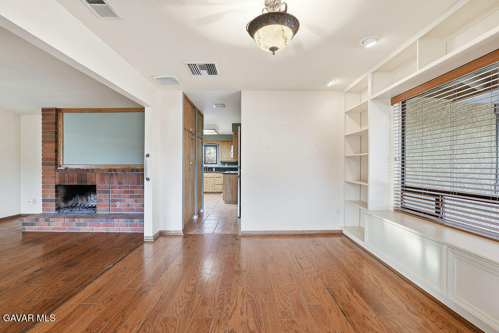 711 Lisa Street Palmdale, CA 93551 - Photo 28 of 66 057A3054