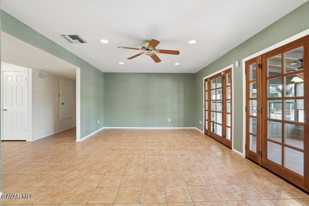 711 Lisa Street Palmdale, CA 93551 - Photo 32 of 66 057A3075